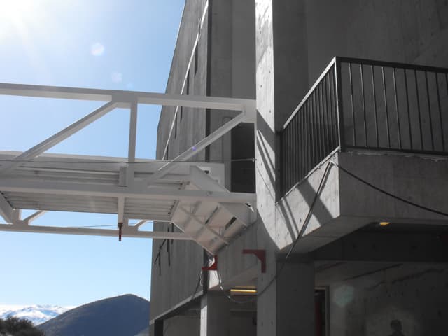 Edificio Servicios Enjoy